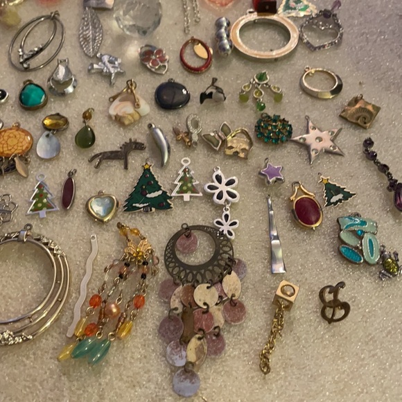 Bundle 105 pendent lot - Picture 4 of 7